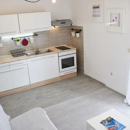 Complex Jelena Guest house