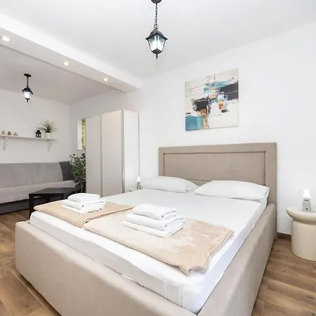 Complex Jelena 3* Trogir