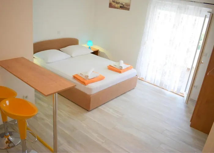 Guest house Complex Jelena